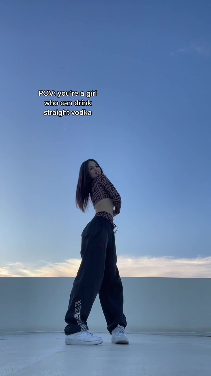 @(;)