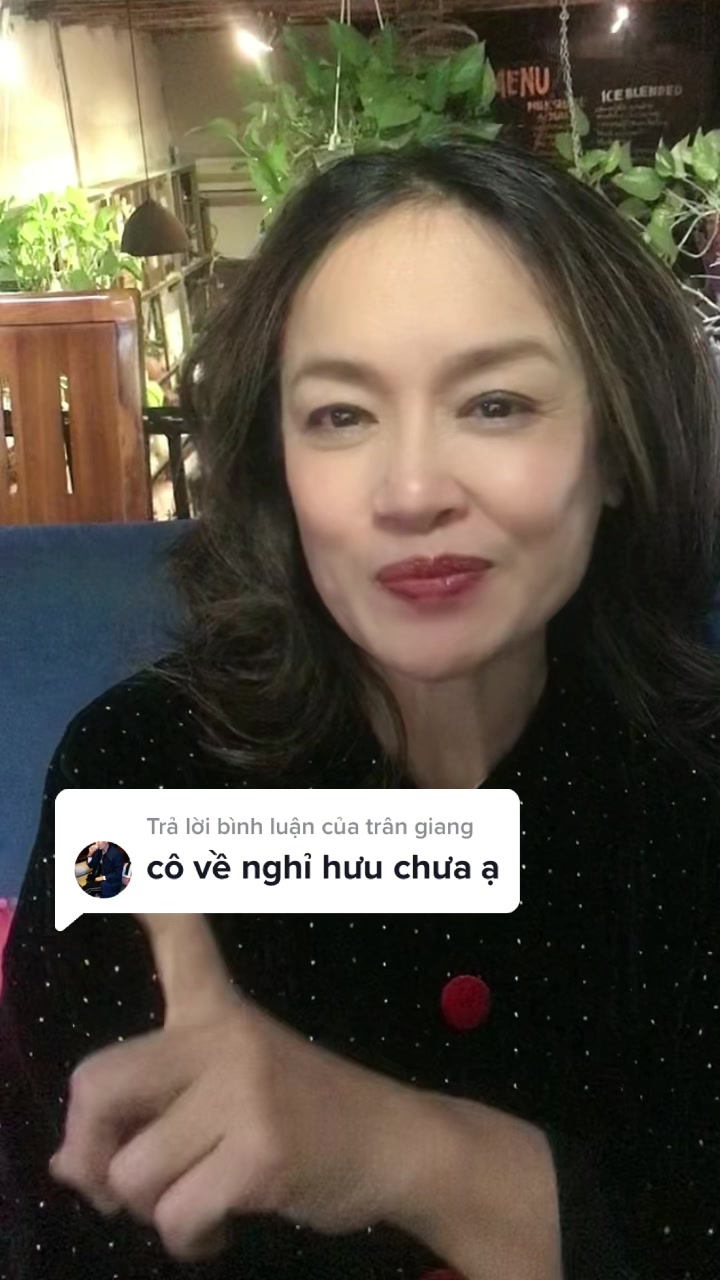 @Diễn vi&ecirc;n T&uacute; Oanh