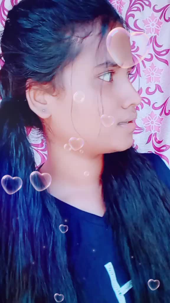@😘smiling queen😘