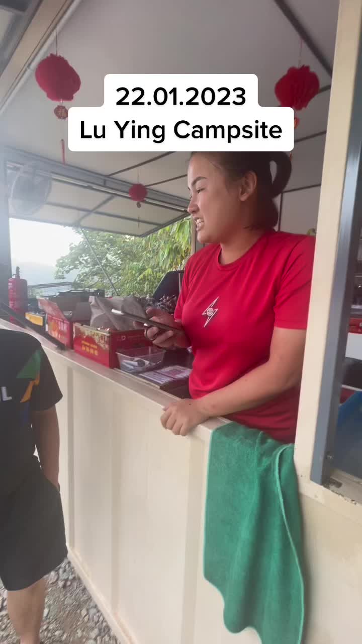 @DewiOyie