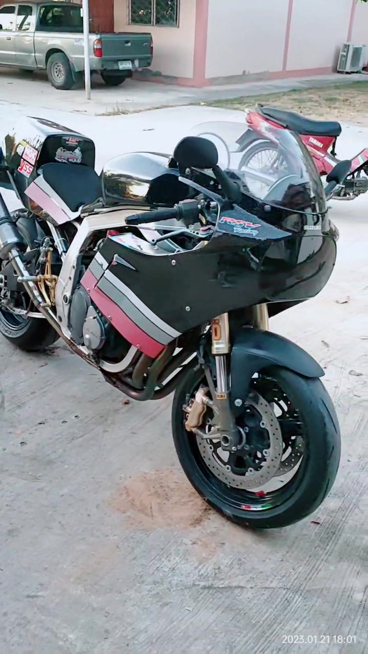 @Manop gsxr1100 👺👹💀