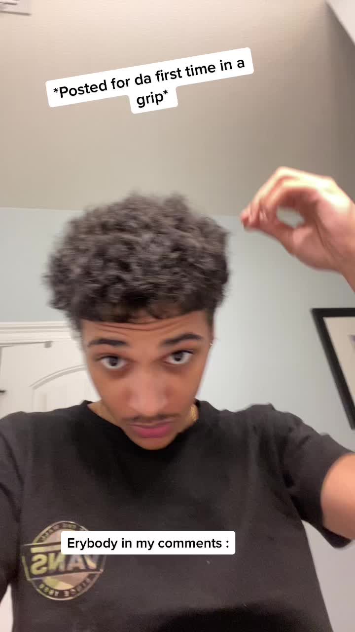 @Mikewhocheesehairy