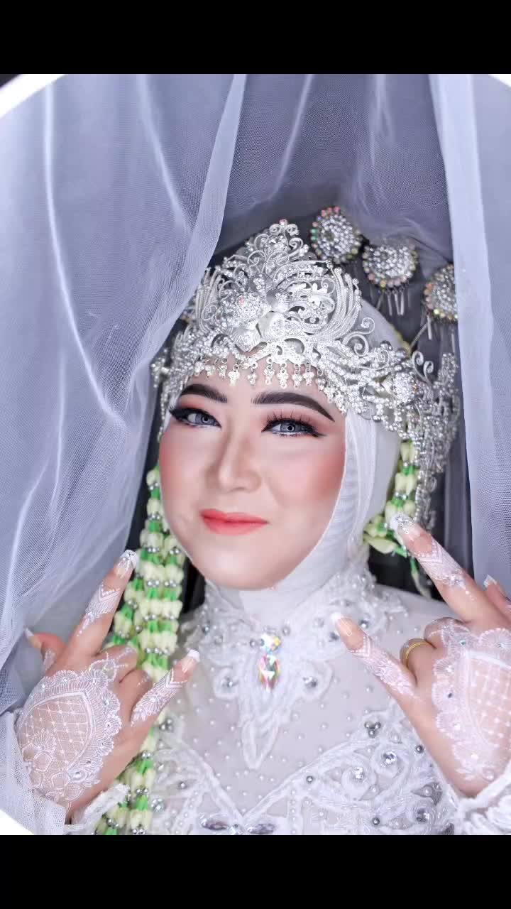 @Elis Istiqomah Henna Art