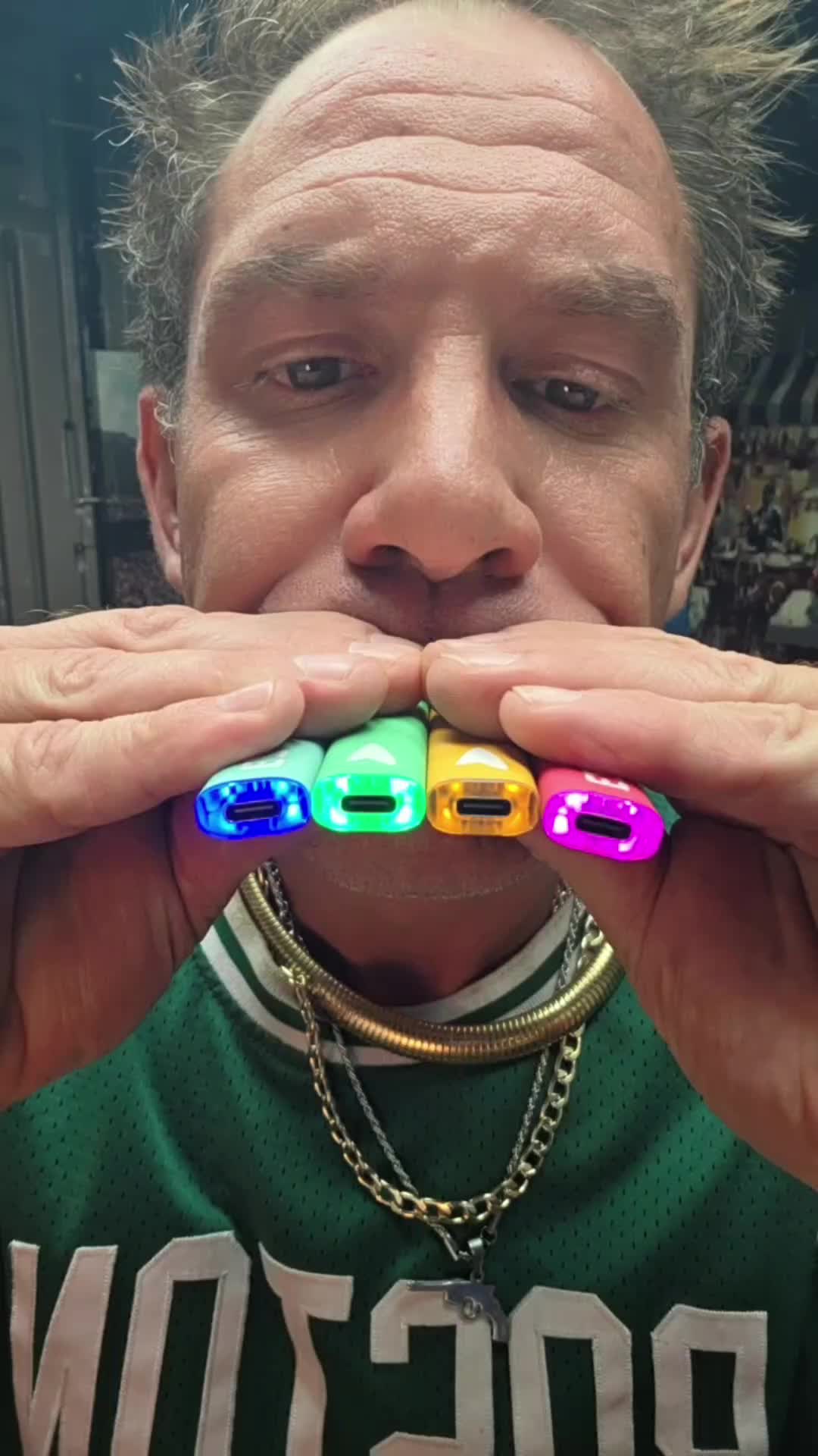 @Strechedurhole