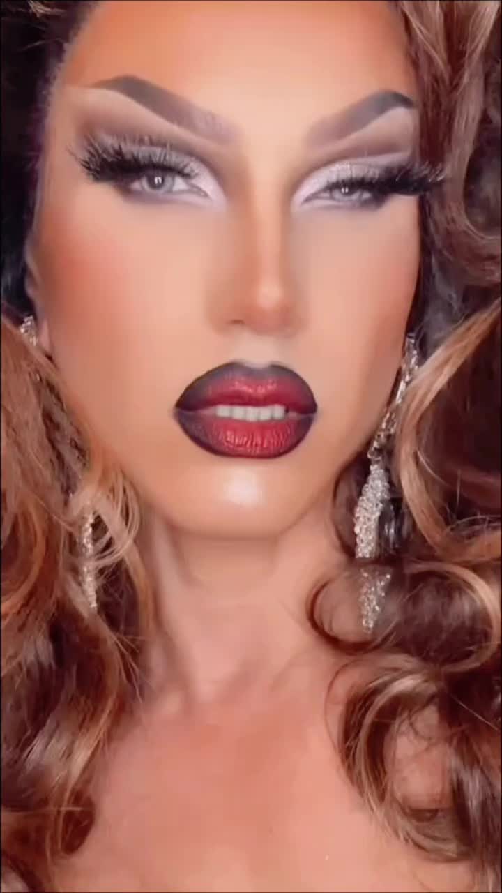 @Dragqueens_fanpage