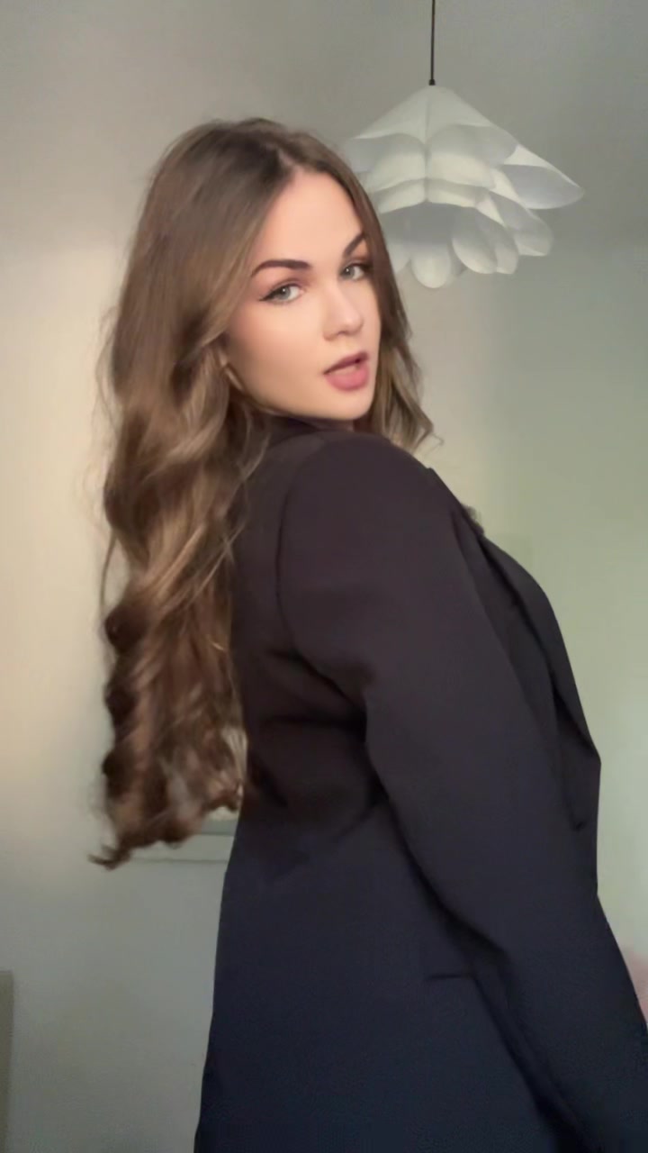 @𝑽𝒊𝒌𝒂