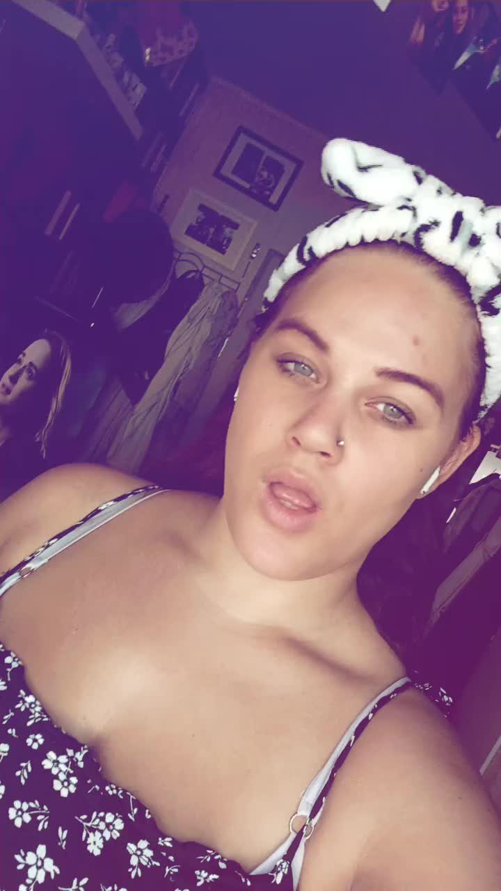 @Naomi Teufelskind❤️