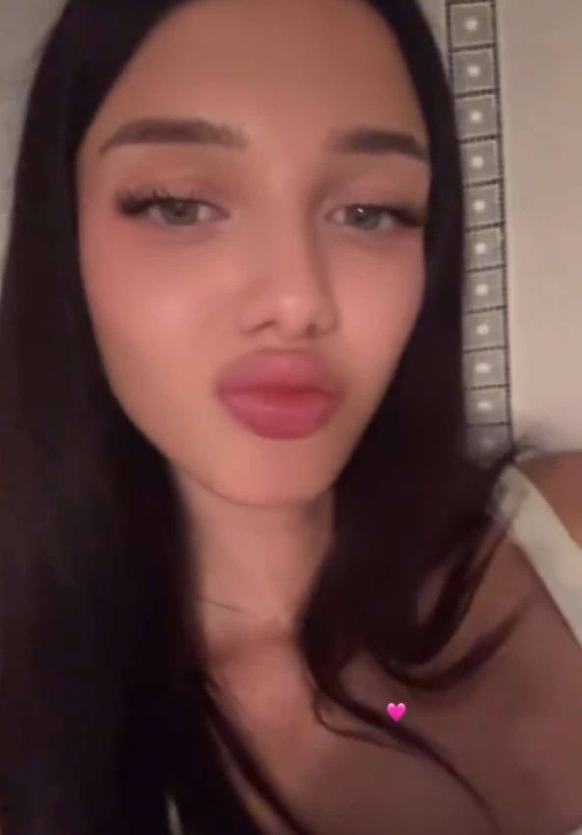 @Elisa