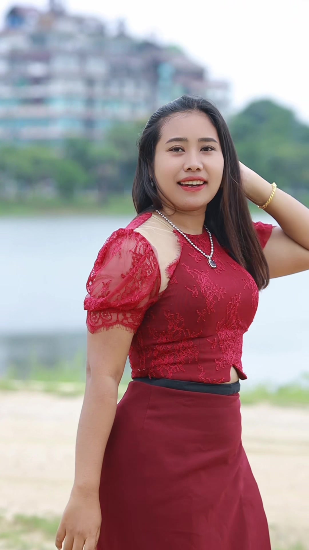 @Pwint💫ရွှေဖူးသစ်အဆောင်