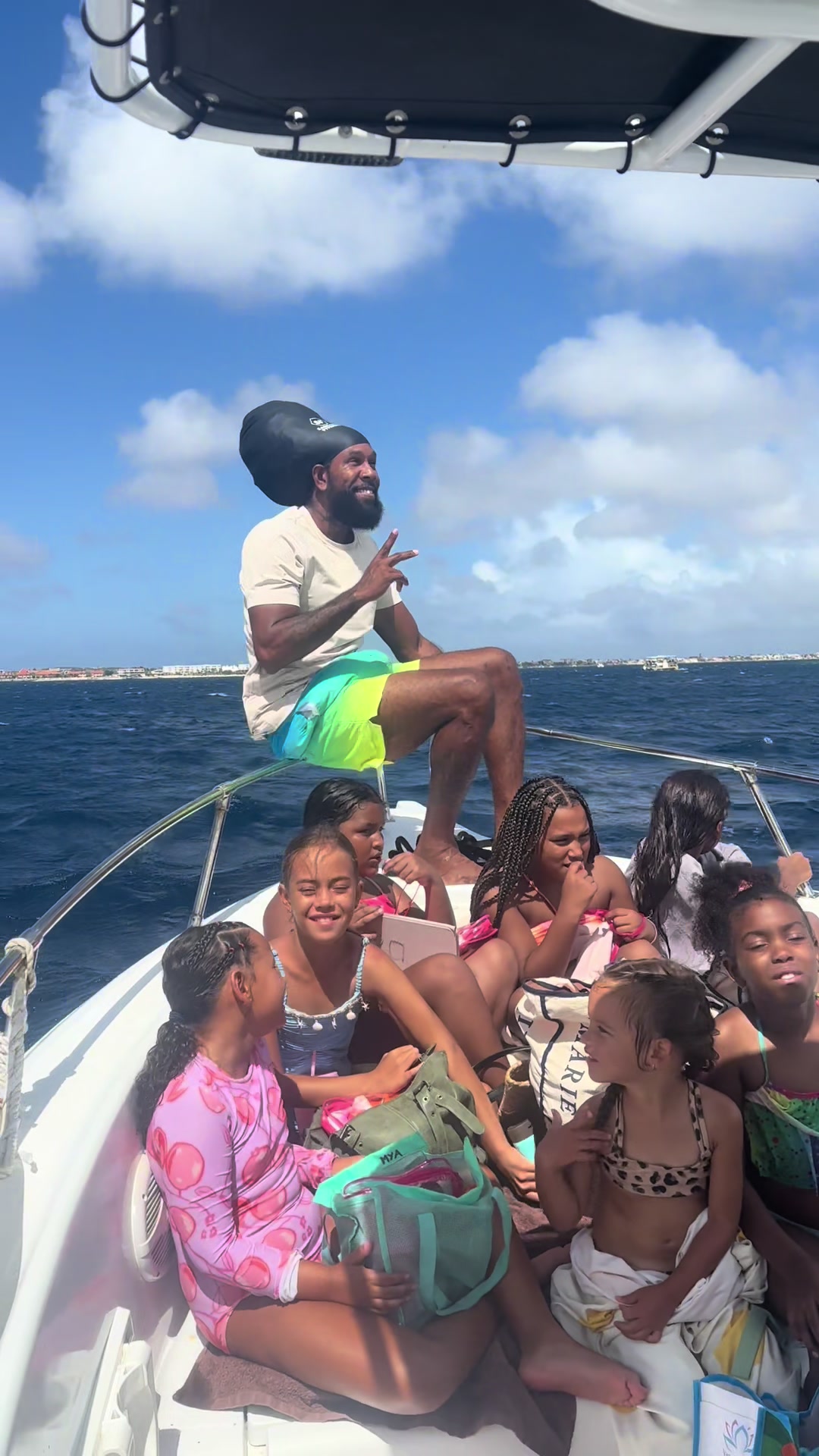 @dolphinsbonaire