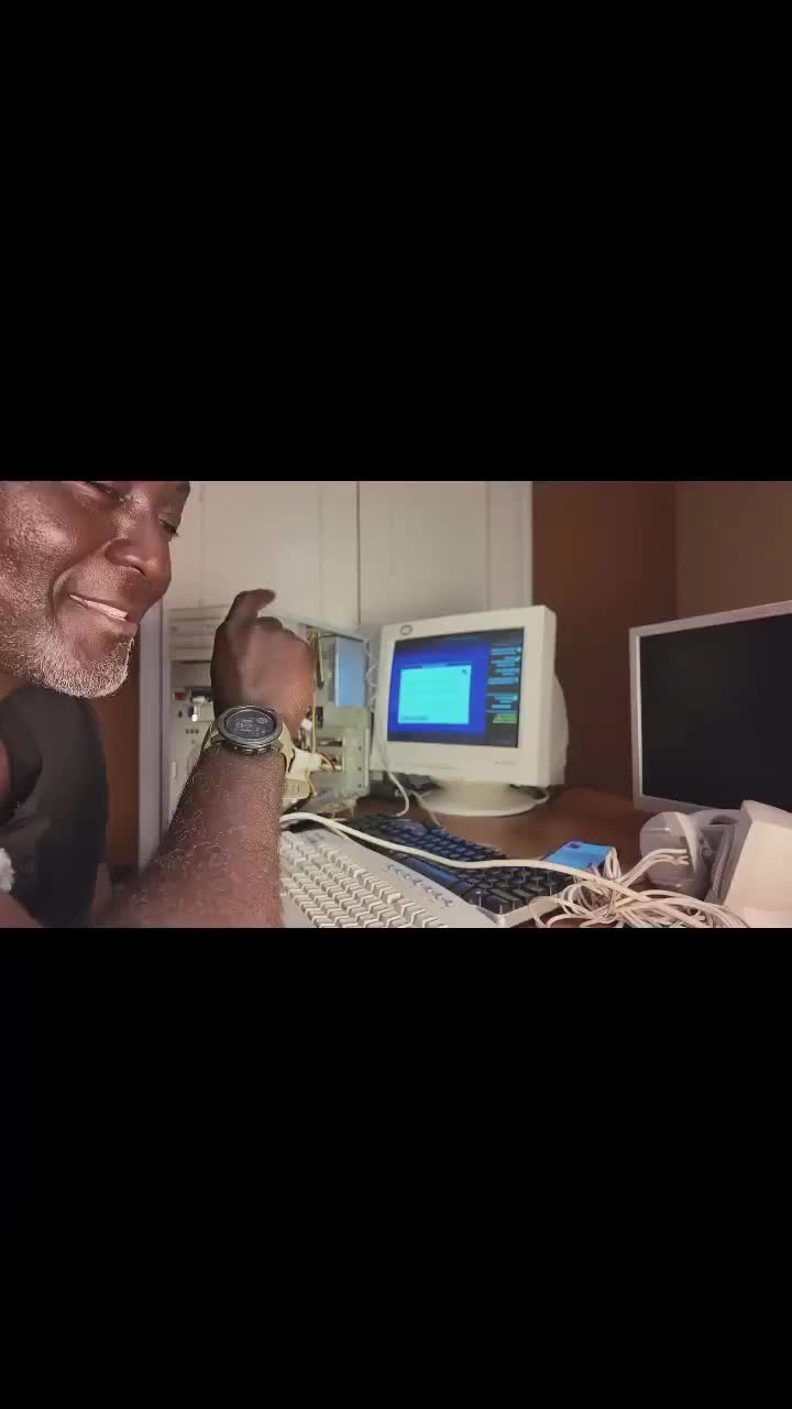 @Vintage Tech Mall 🇬🇭🇨🇦