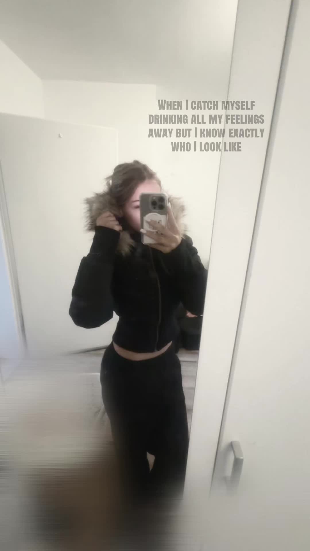 @𝓒𝓲𝓪𝓻𝓪❦
