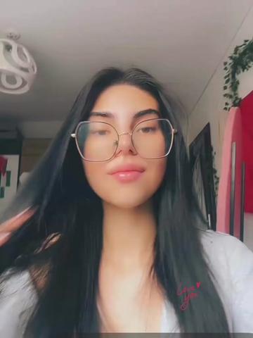 @𝐞𝐥𝐢.🪭