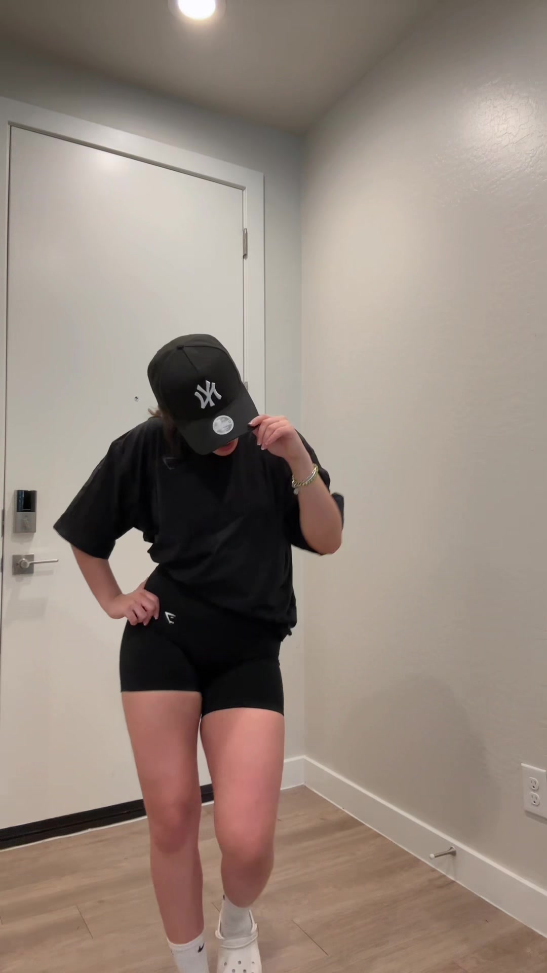 @𝐄𝐂