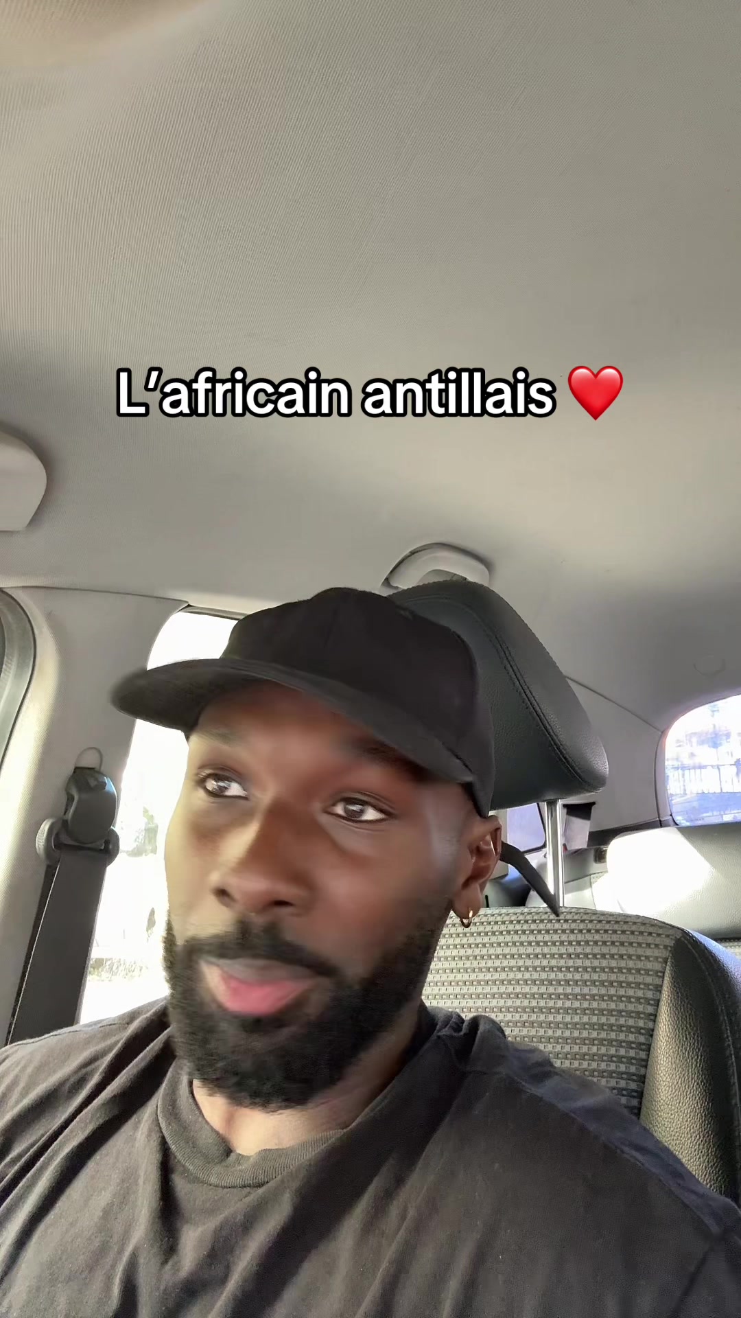 @lecritiquefou