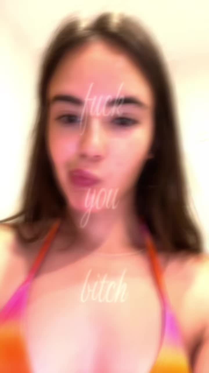 @✈︎
