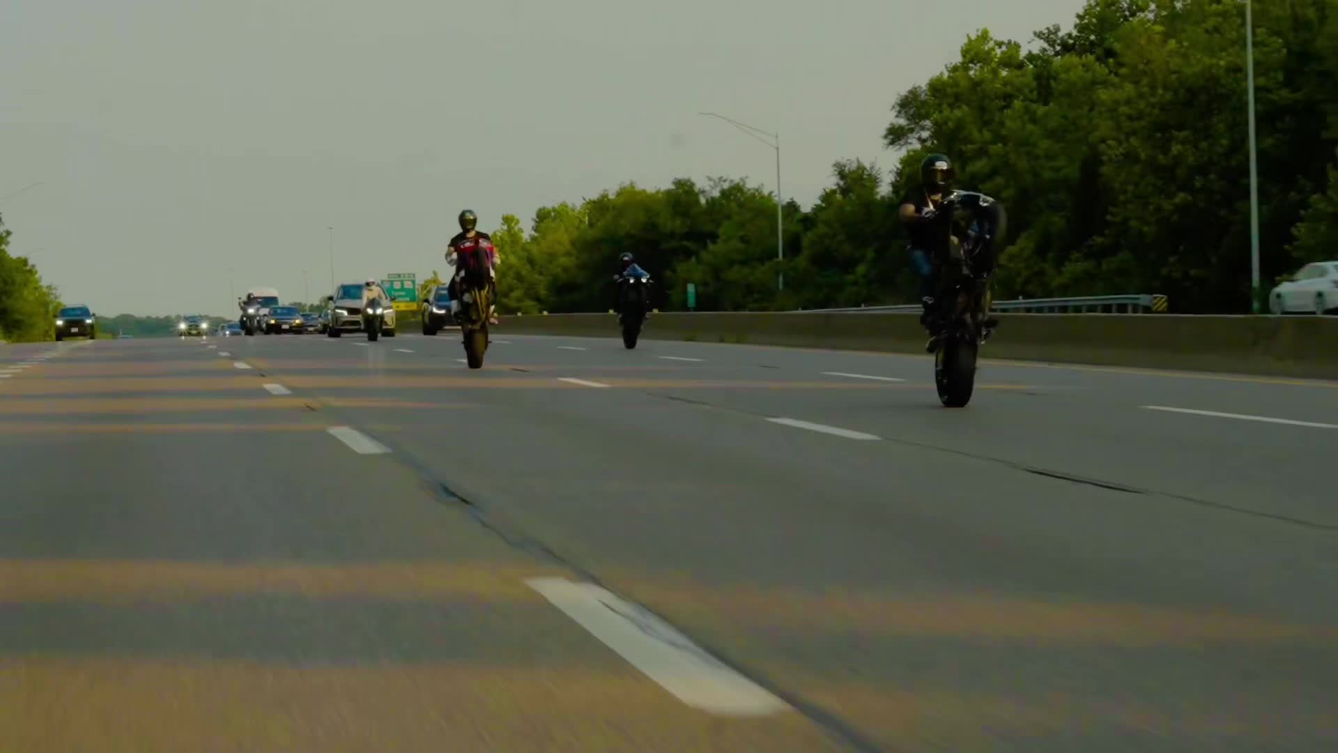 @Moto Charlie