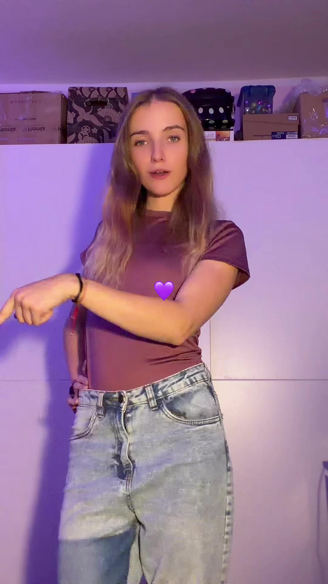 @Asiunia