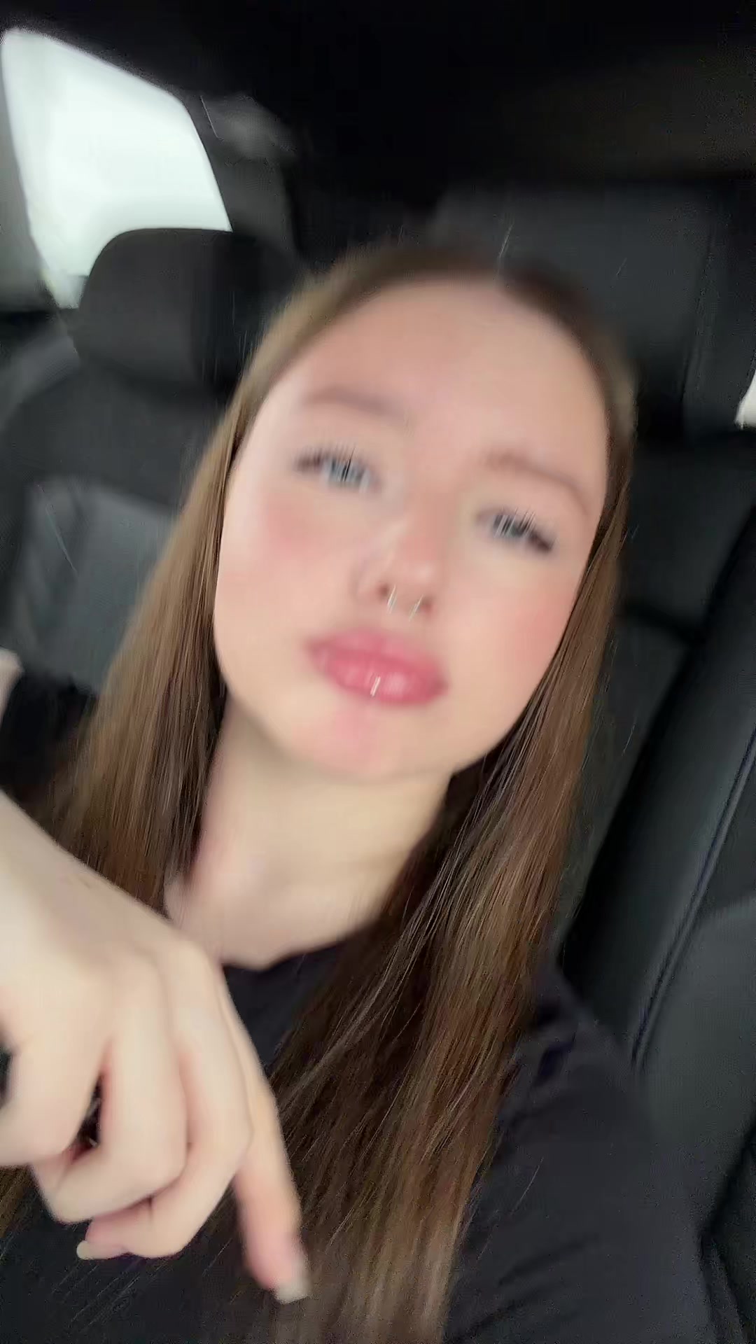 @Лерок🍒