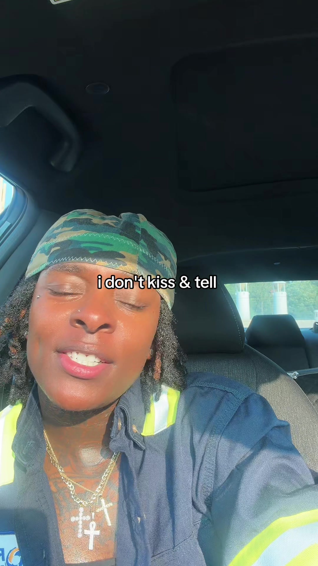 @DeFromTheSipp