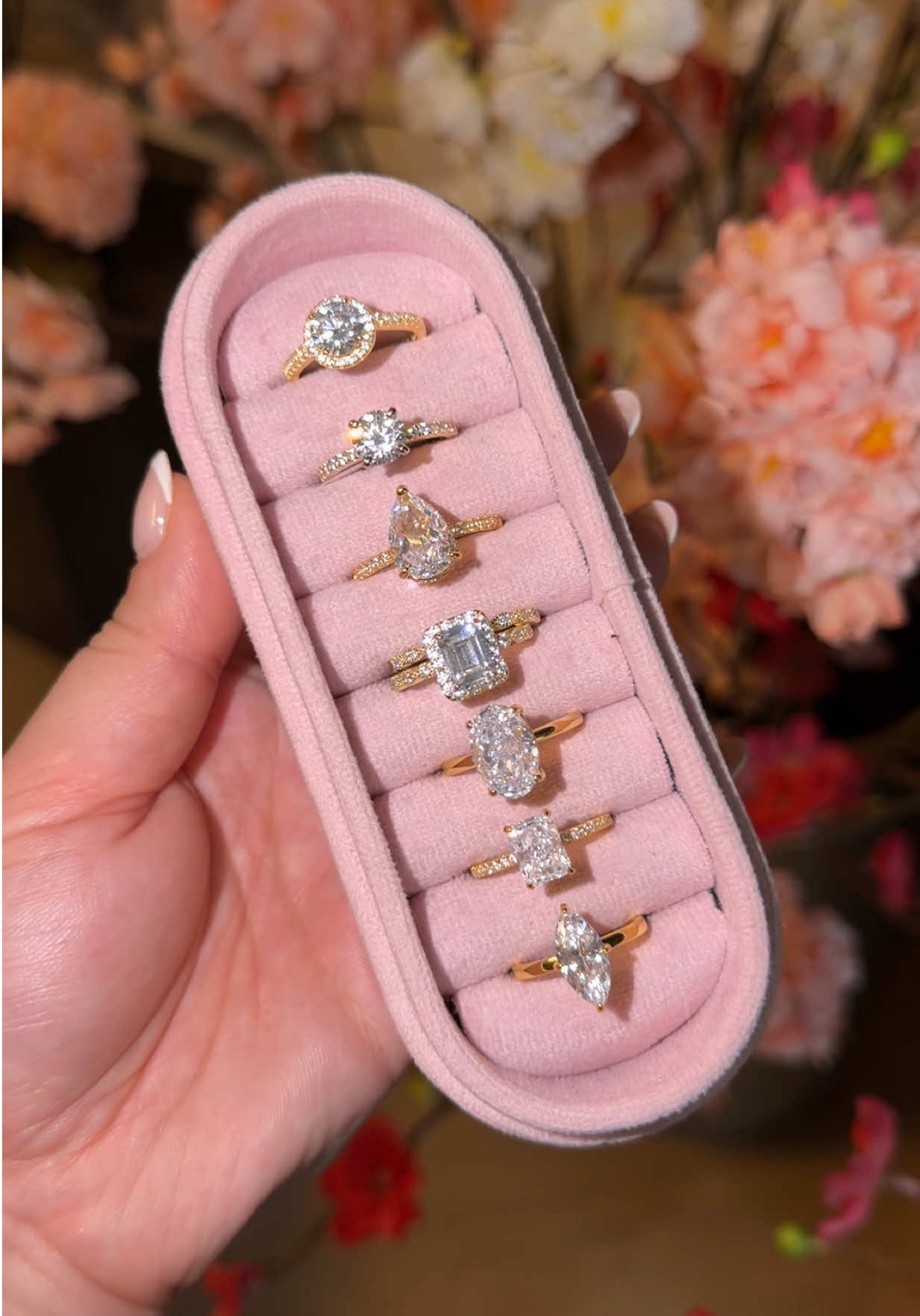 @JewelleryLuxe