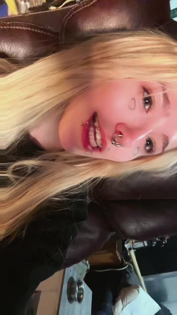 @Gothic Hippie