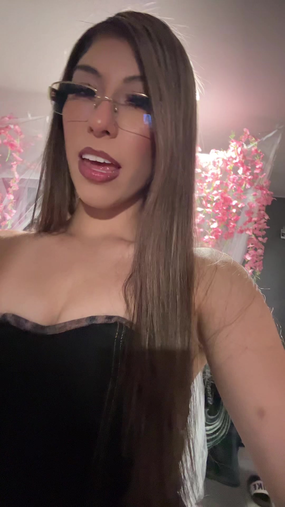 @𝔏𝔶𝔩𝔦🎭