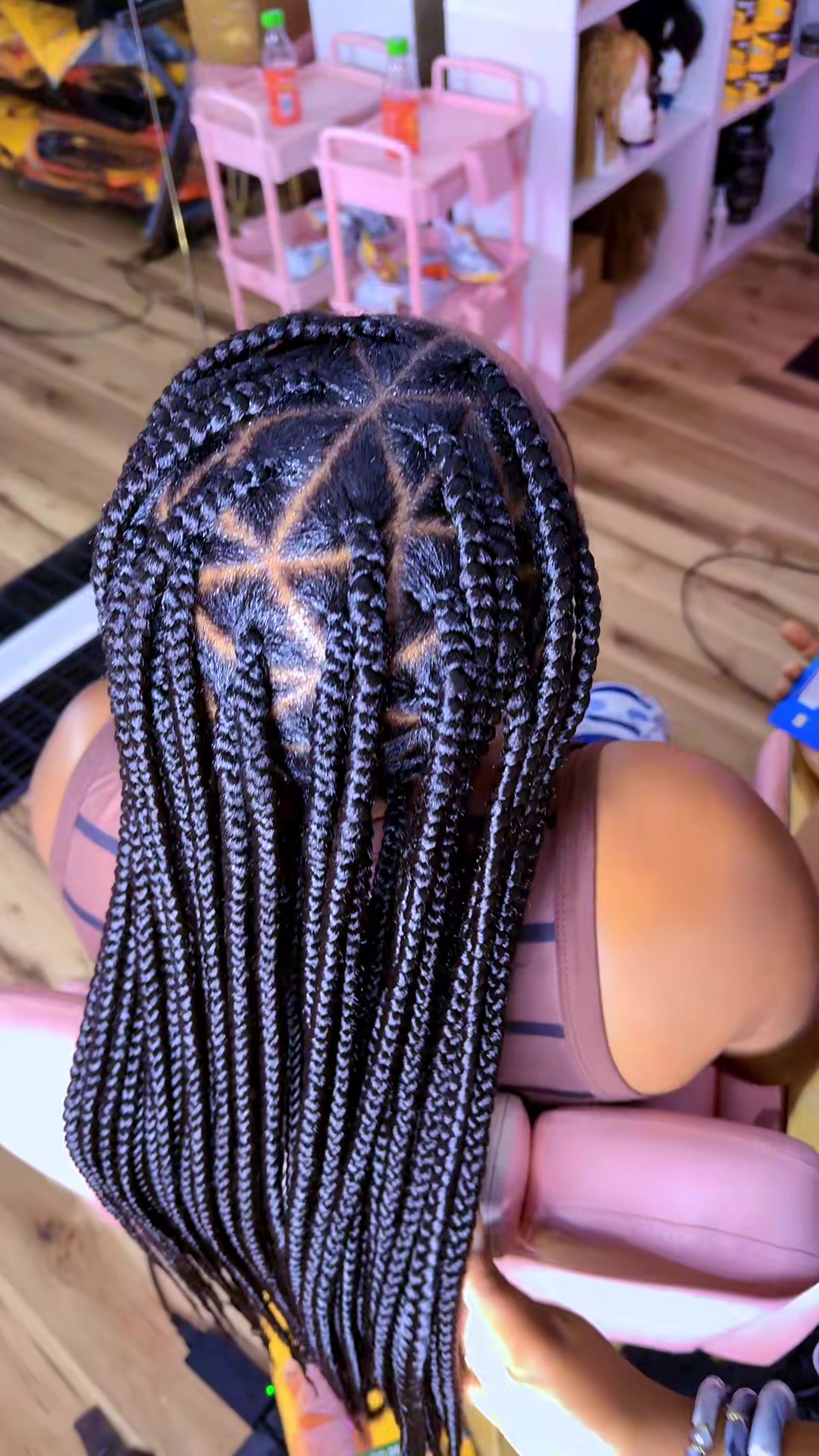 @Yole Hair💙🧡