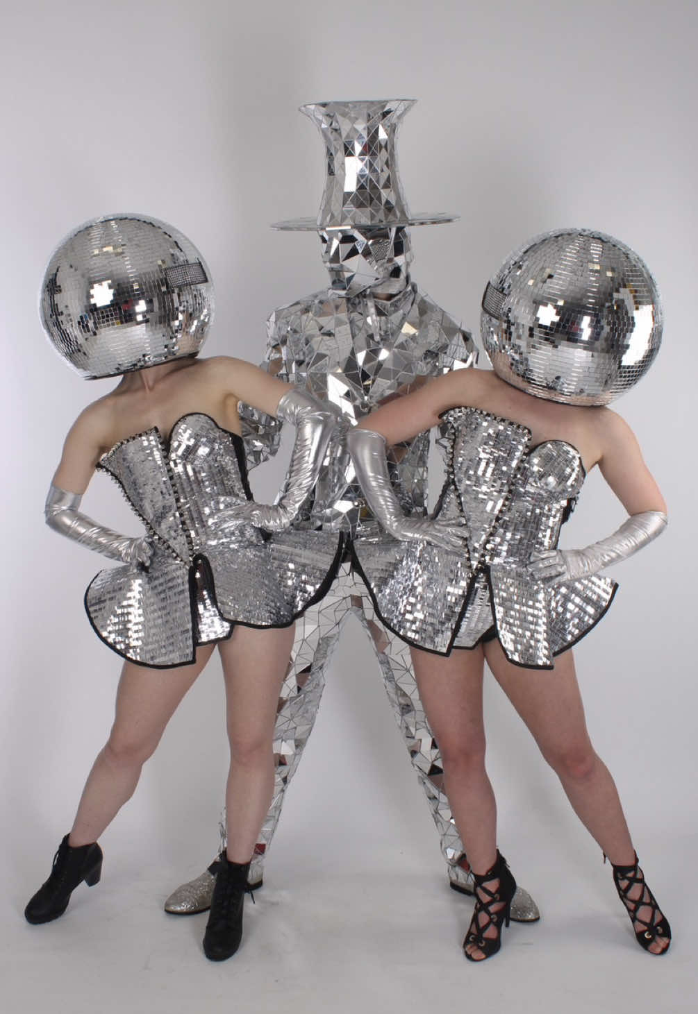 @discodancers_