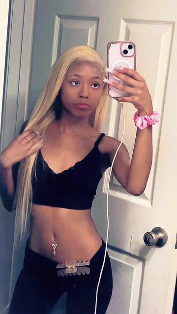 @ittybitty naomi.i💋🇵🇷