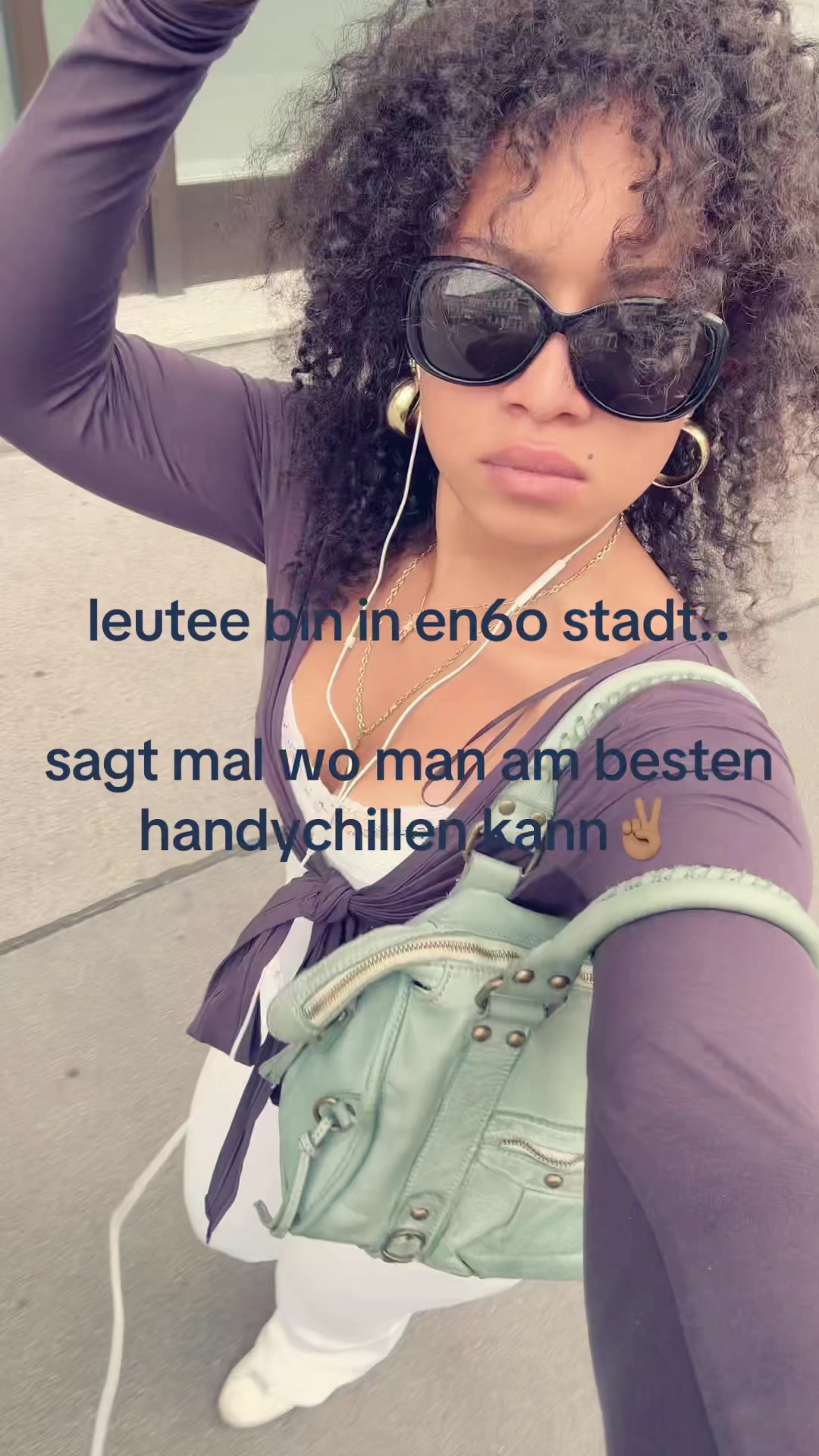 @mysteriousbaddie_123