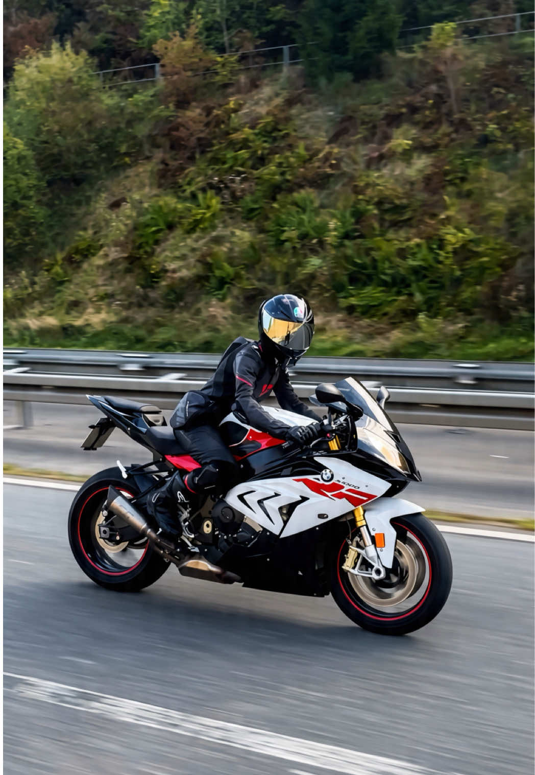 @nes.rides