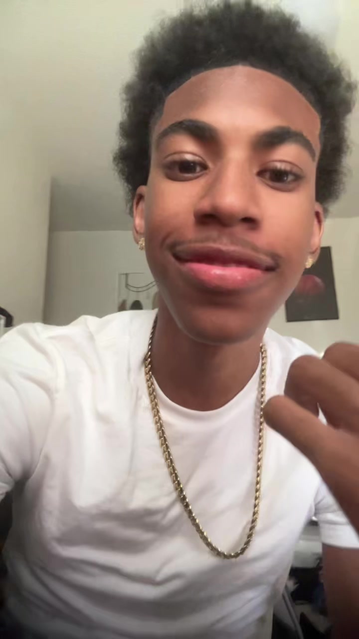 @coolboybuttonboy556