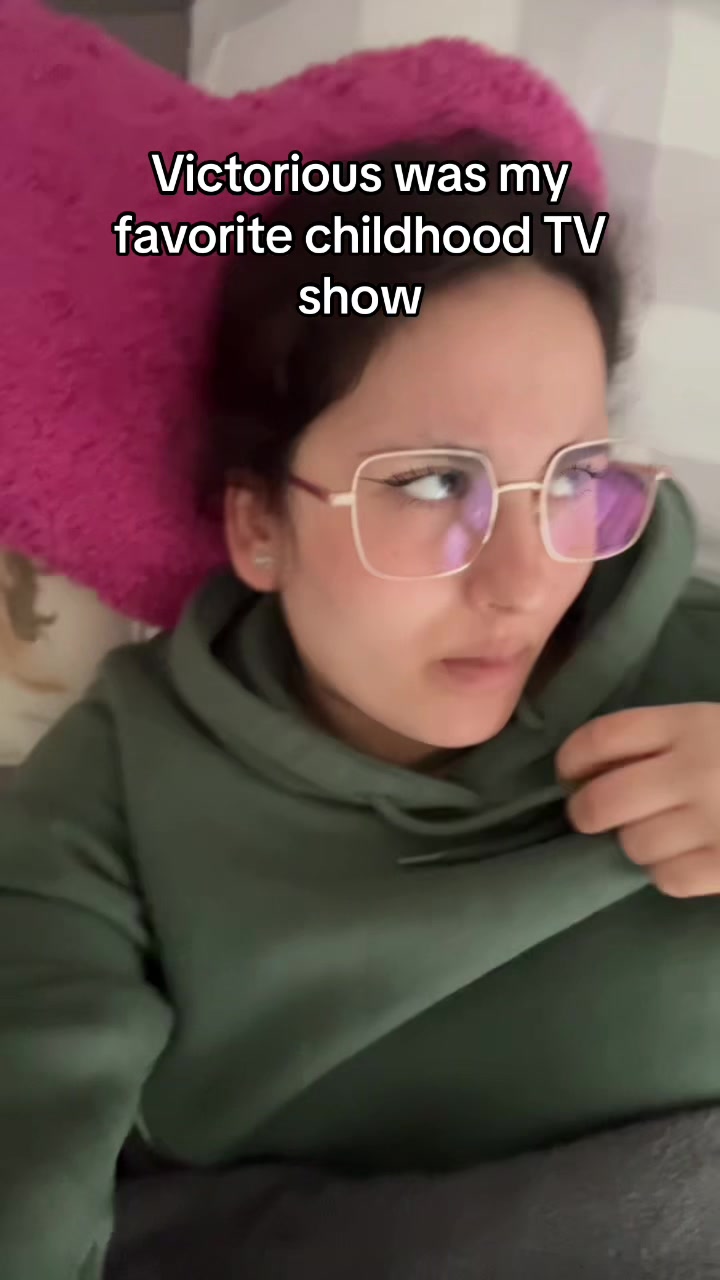 @Valeria