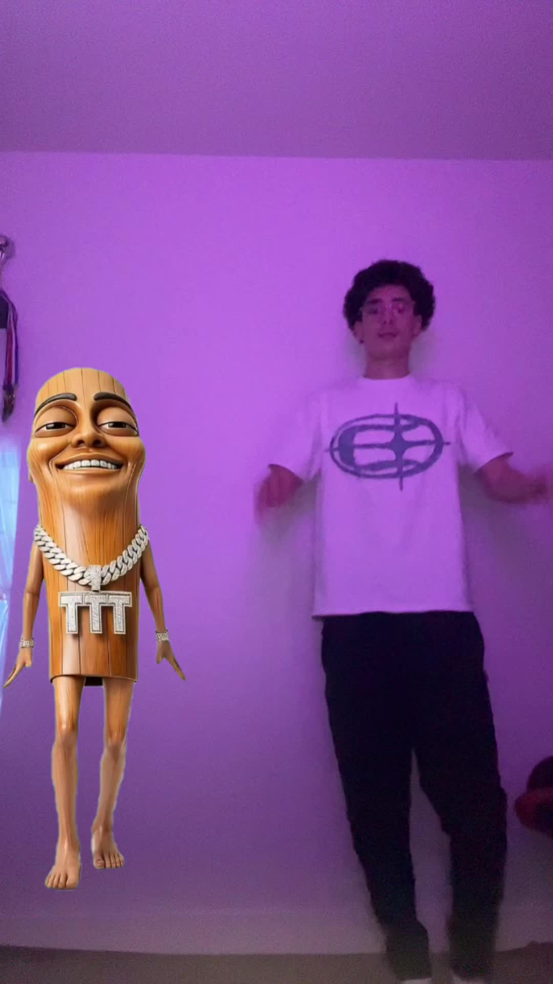 @๐๐ ๐