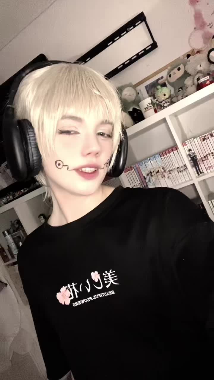 @Yonaఌ