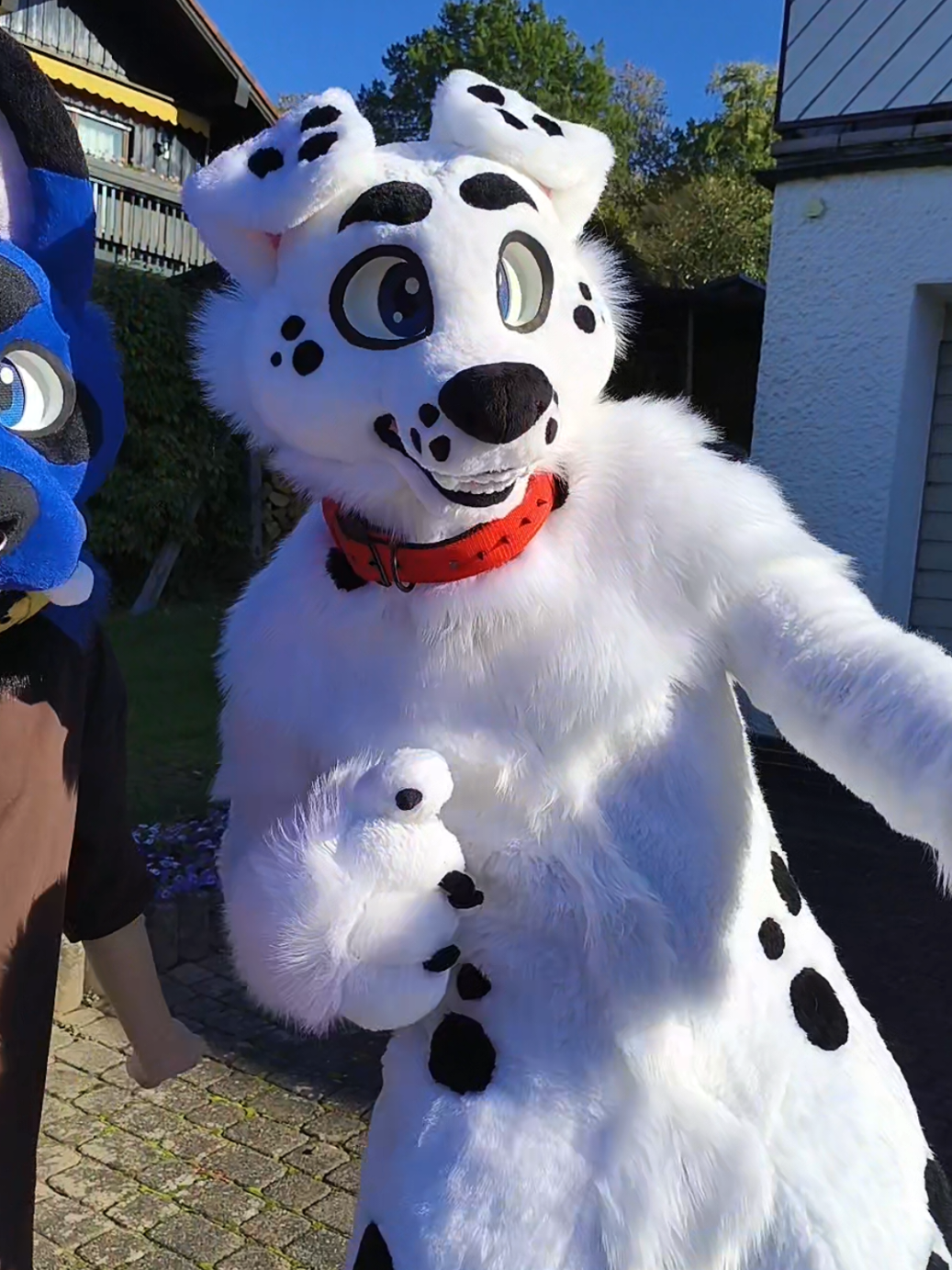 @EMICKS_FURRY