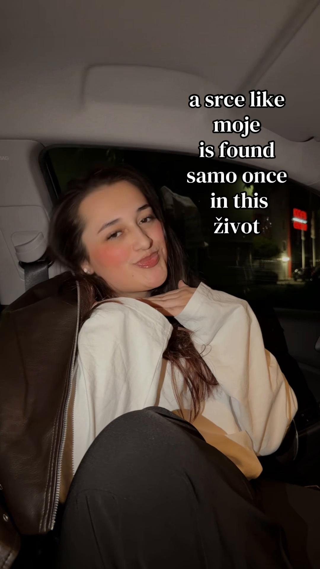 @𝐄𝐦𝐦𝐚🌸