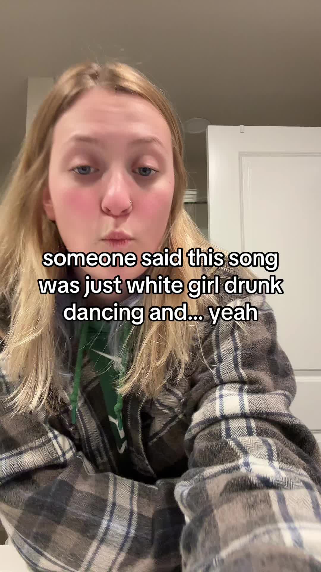 @Mik✨