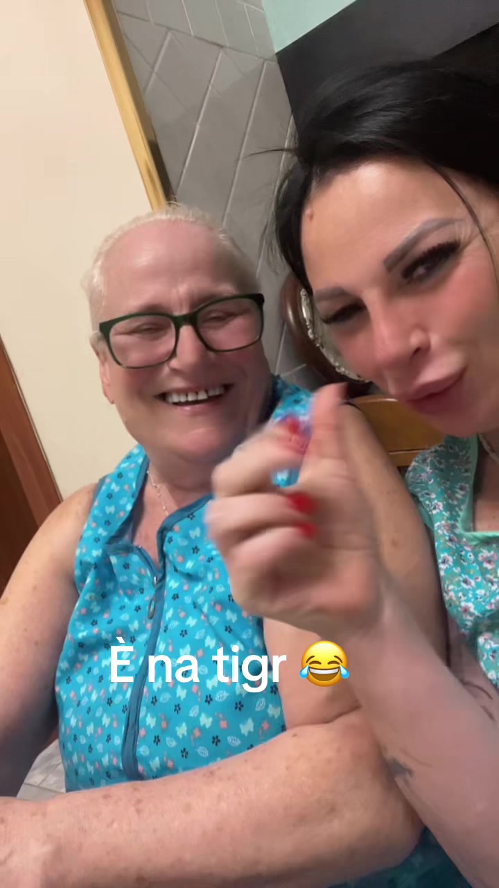 @luciadorsi842