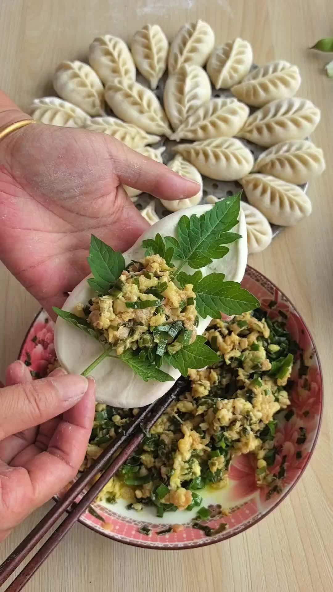 @Anneliese