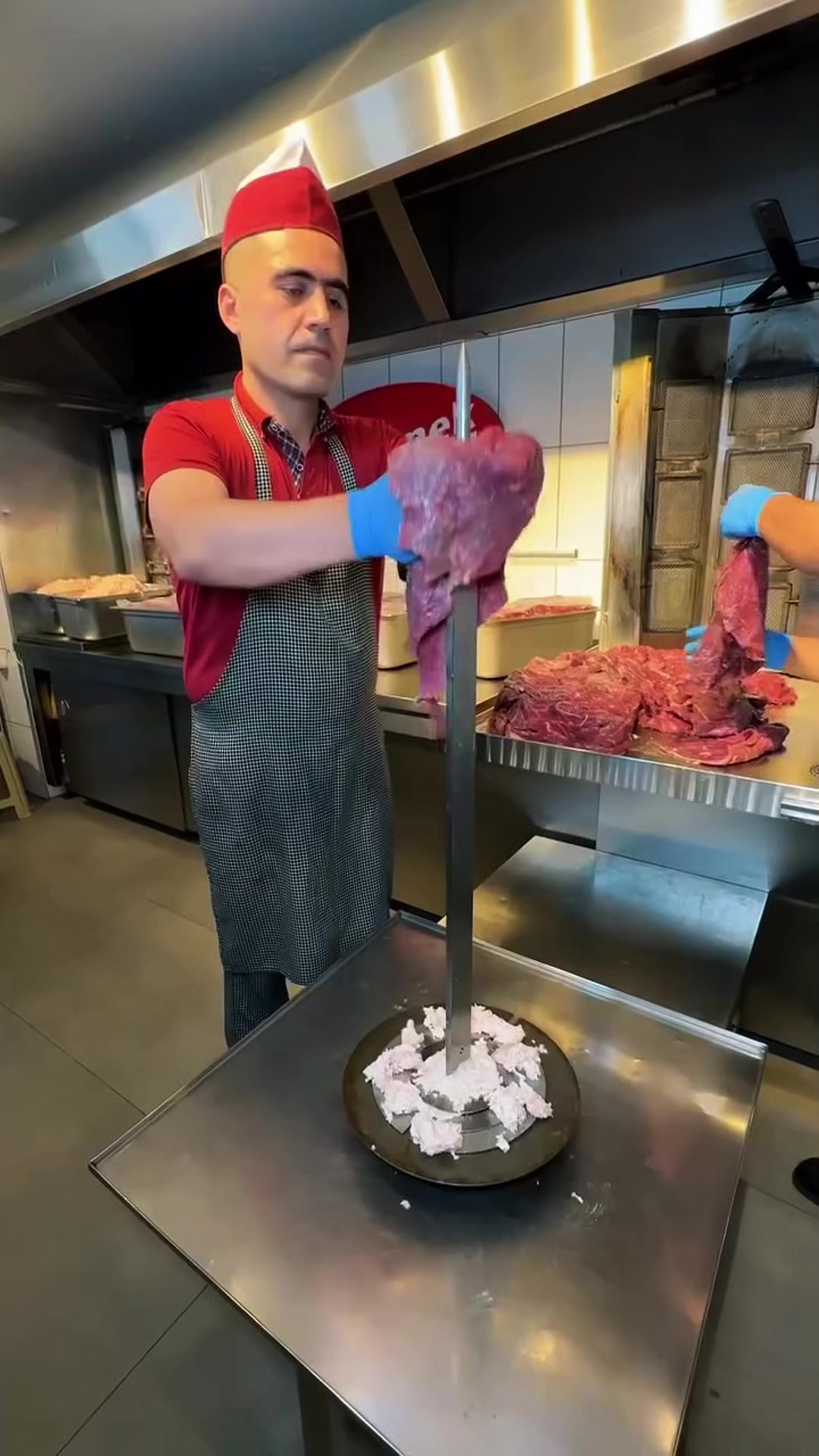 @𝑺𝒕𝒓𝒆𝒆𝒕 𝑭𝒐𝒐𝒅