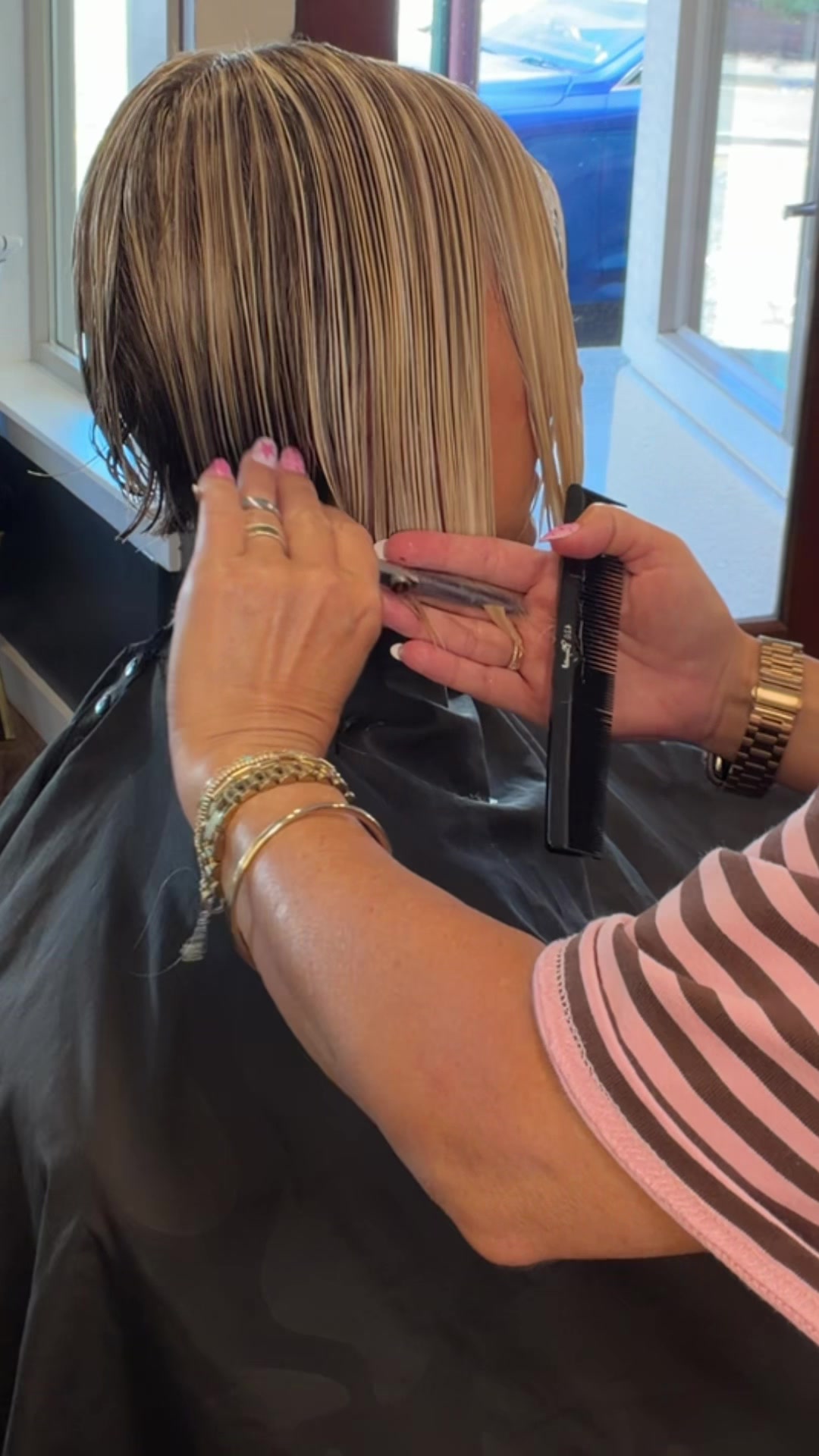 @thesaltyblondestylist
