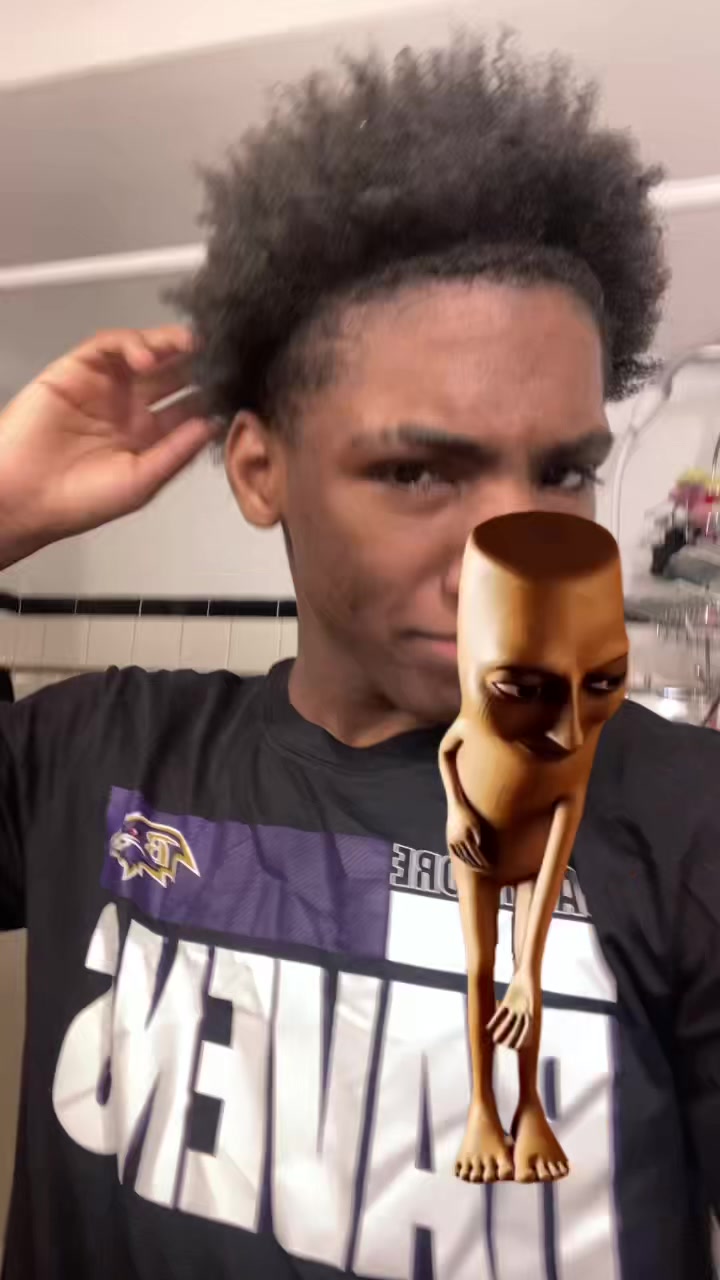 @r a y v