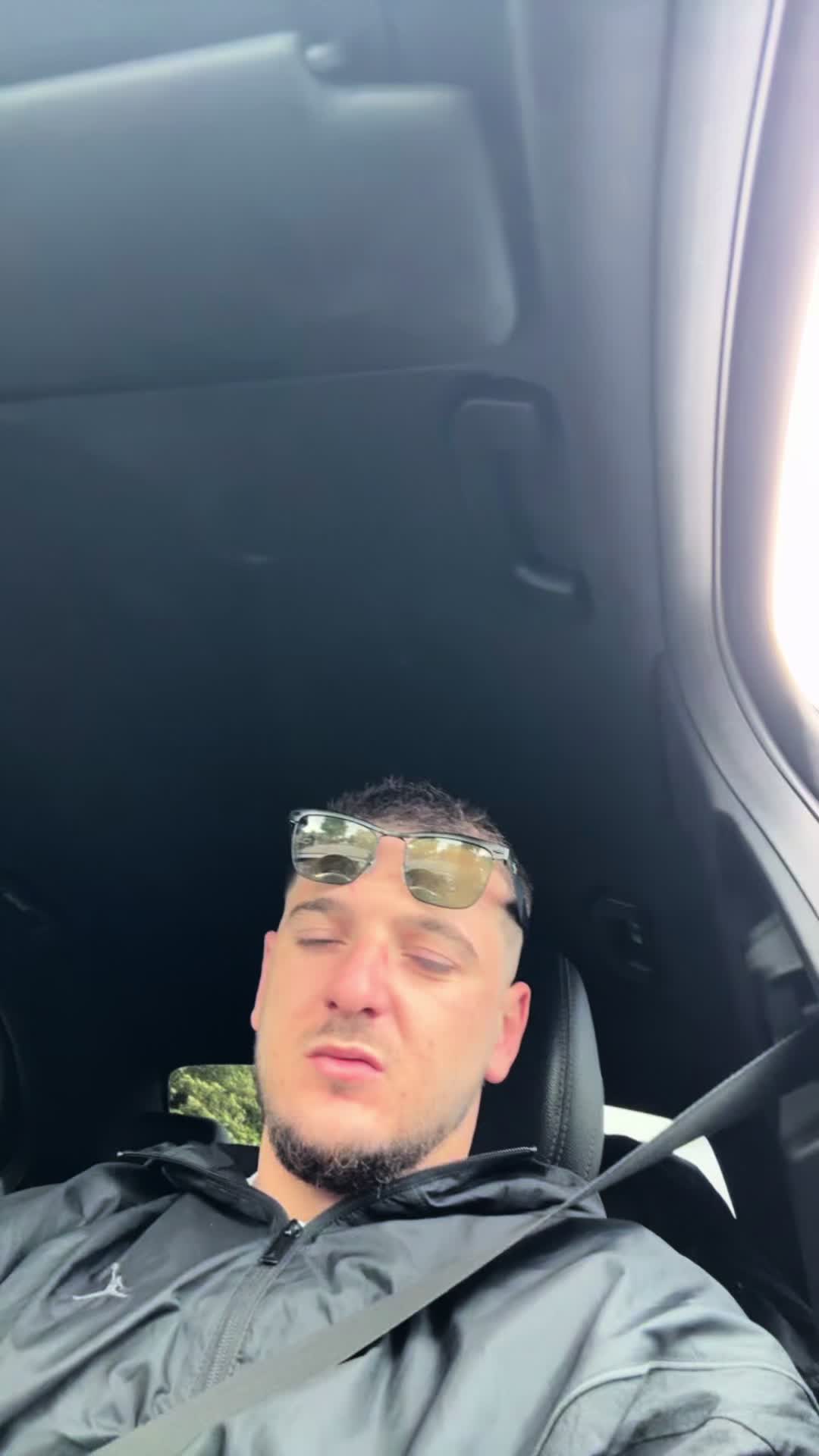@CruZzi