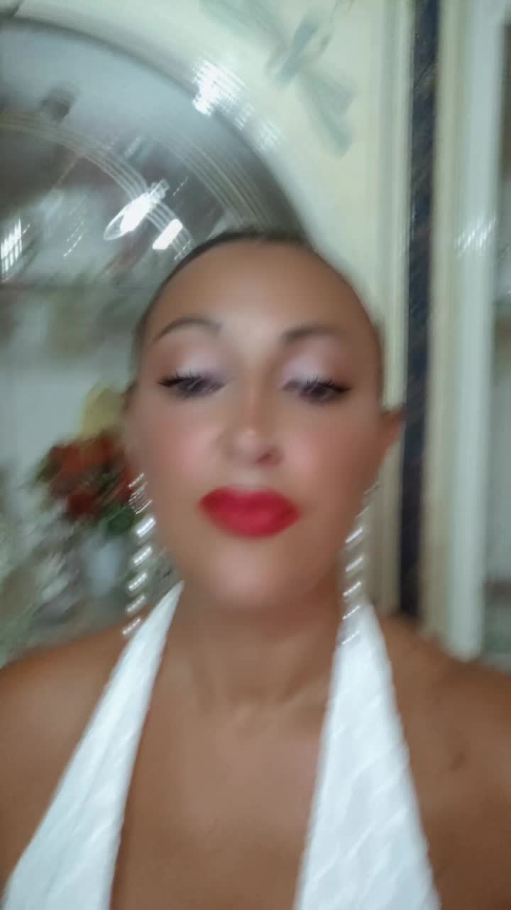 @laura8585