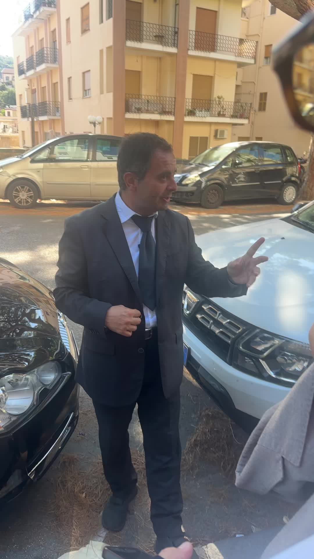 @Alessandro De Luca