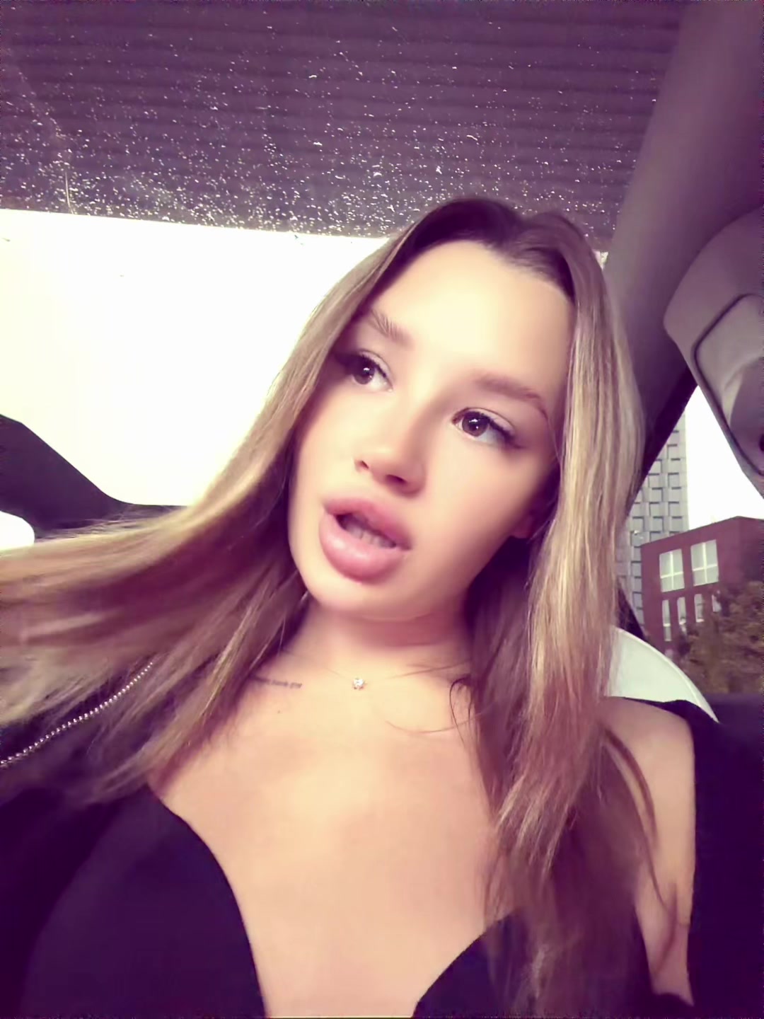@Ylyanaa19