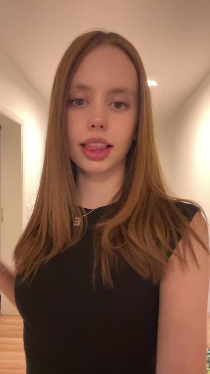 @𝐸🥂🦢