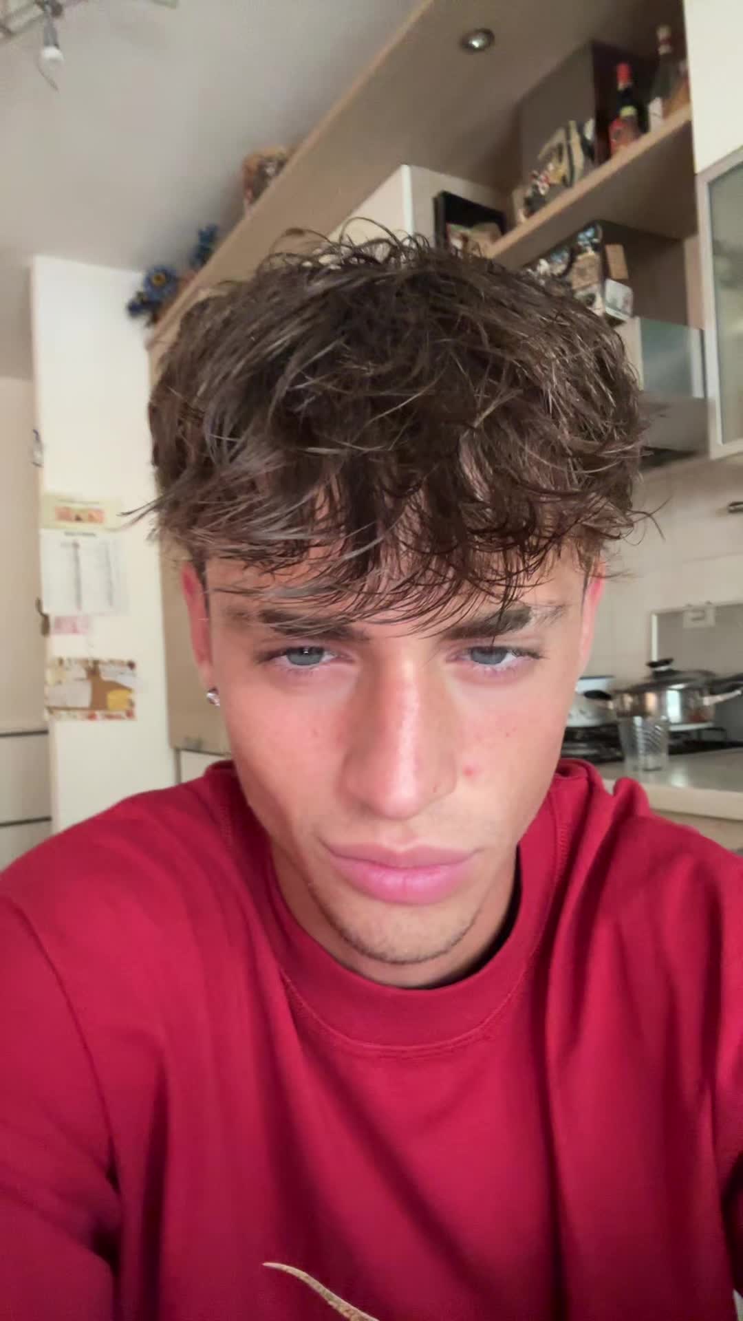 @𝑨 𝑳 𝑬 ♛